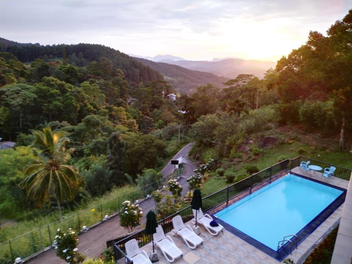 The Grand Hills Bed & Breakfast Kandy Eksteriør bilde
